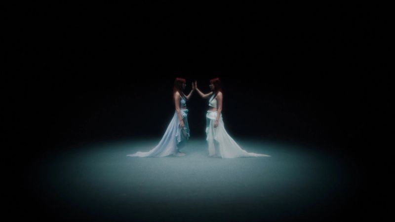 YUNE PINKU - NIGHT LIGHT